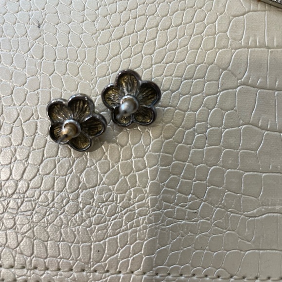 Flower Earrings with pearls and rose - Picture 4 of 4